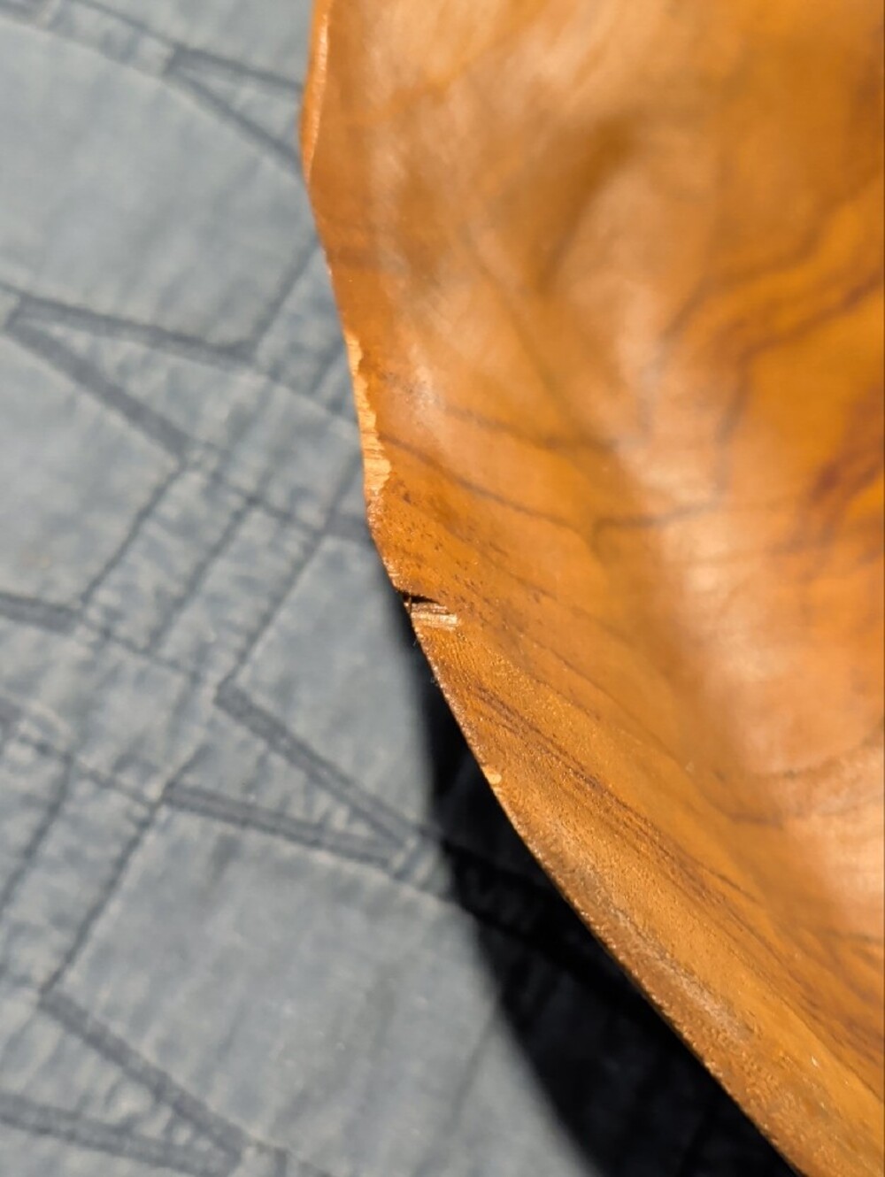 Live Edge Teak Wood Bowl - Warm Honey Brown - Picture 4 of 10